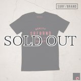 【RE PRICE / 価格改定】"GOODS"半袖Tシャツ / SURF/BRAND