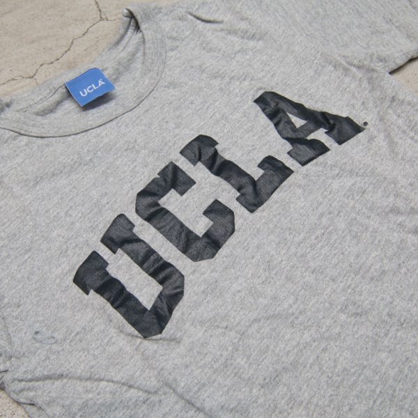 画像9: 【RE PRICE / 価格改定】UCLA "UCLA"日本製ボディクラックプリント半袖Tシャツ / Upscape Audience