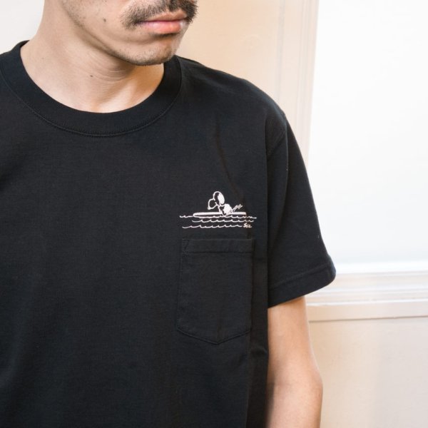 画像3: 【RE PRICE / 価格改定】Old Snoopy "Schulz-Surf" 7.1oz米綿丸胴オールドプリントクルーネックポケットT / Audience