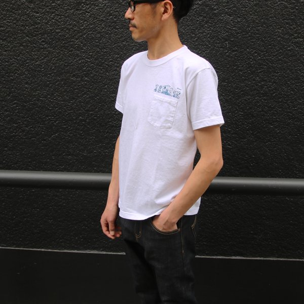 画像14: 【RE PRICE / 価格改定】Old Snoopy "Schulz-Comic" 7.1oz米綿丸胴オールドプリントクルーネックポケットT / Audience