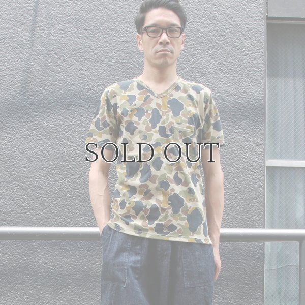 画像7: ダックカモプリント天竺Vネックポケット付き半袖カットソー【MADE IN JAPAN】『日本製』/ Upscape Audience