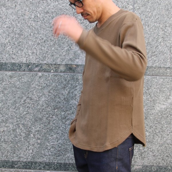 画像5: ランダムワッフル ヘムラウンドVネック L/S ニットソー【MADE IN JAPAN】『日本製』/ Upscape Audience