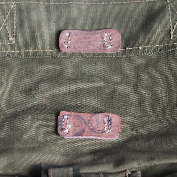 画像21: DEAD STOCK  / Romanian Army Canvas Shoulder Bag（ルーマニア軍 キャンバス ショルダーバッグ）