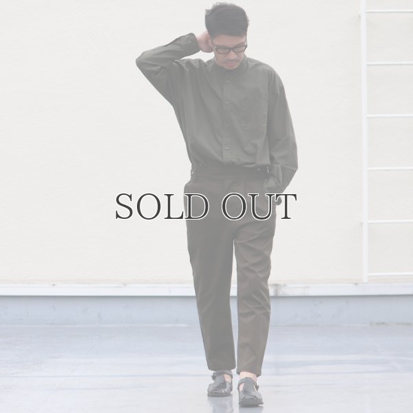 画像13: 遠州織7オンス チノクロス バンドカラー 長袖 ボクシーAライン シャツ【MADE IN JAPAN】『日本製』/ Upscape Audience