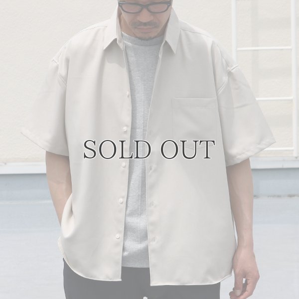 画像4: Reflax®(リフラクス)ポリエステル リネンライクLINON(リノン) レギュラーカラー ボクシーハーフスリーブシャツ【MADE IN JAPAN】『日本製』/ Upscape Audience