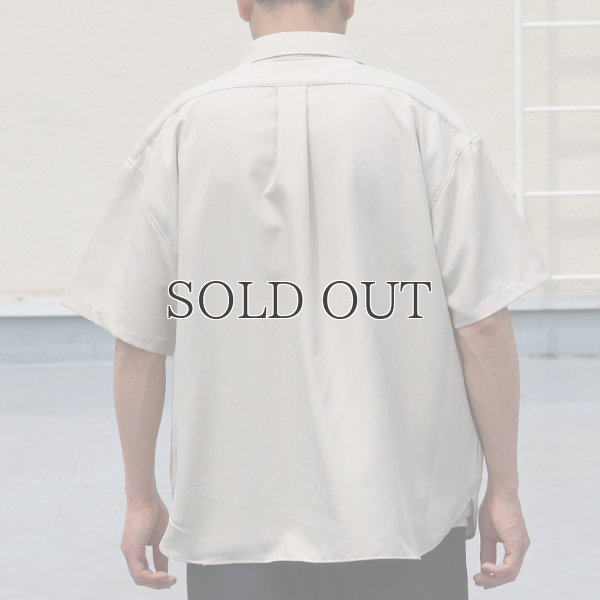 画像7: Reflax®(リフラクス)ポリエステル リネンライクLINON(リノン) レギュラーカラー ボクシーハーフスリーブシャツ【MADE IN JAPAN】『日本製』/ Upscape Audience