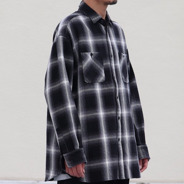 画像28: 10/2ヘビーツイル ヴィンテージチェック レギュラーカラー ボクシーAライン 長袖シャツ【MADE IN JAPAN】『日本製』/ Upscape Audience
