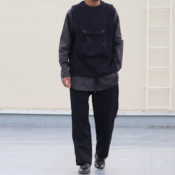 画像5: LANATEC®(ラナテック)LEI(レイ)TECH ウールライク サージ ビックポケット キーネックベスト【MADE IN JAPAN】『日本製』 / Upscape Audience