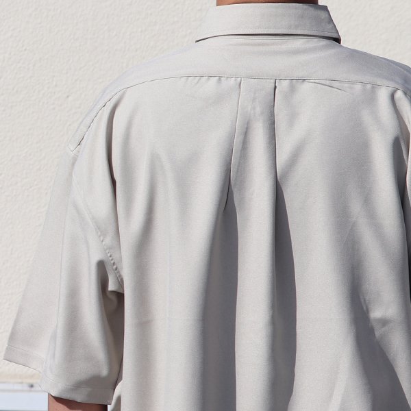 画像18: Reflax®(リフラクス) TECH リネンラ イク LINON(リノン) レギュラーカラー ボクシーAライン ハーフスリーブシャツ【MADE IN JAPAN】『日本製』/ Upscape Audience