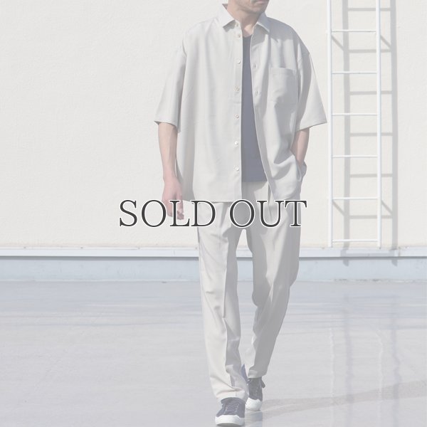 画像8: Reflax®(リフラクス) TECH リネンラ イク LINON(リノン) レギュラーカラー ボクシーAライン ハーフスリーブシャツ【MADE IN JAPAN】『日本製』/ Upscape Audience