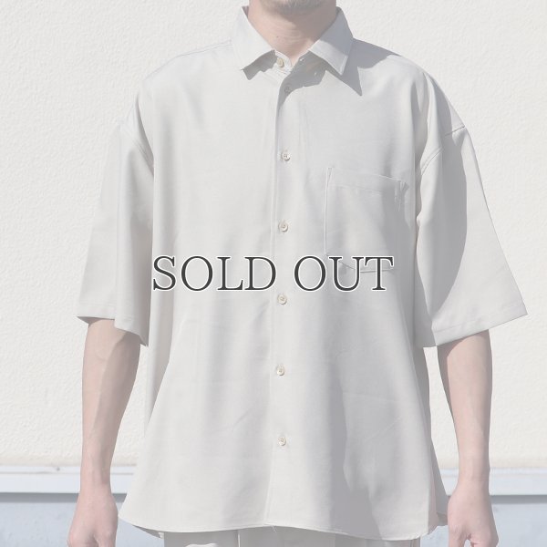 画像9: Reflax®(リフラクス) TECH リネンラ イク LINON(リノン) レギュラーカラー ボクシーAライン ハーフスリーブシャツ【MADE IN JAPAN】『日本製』/ Upscape Audience