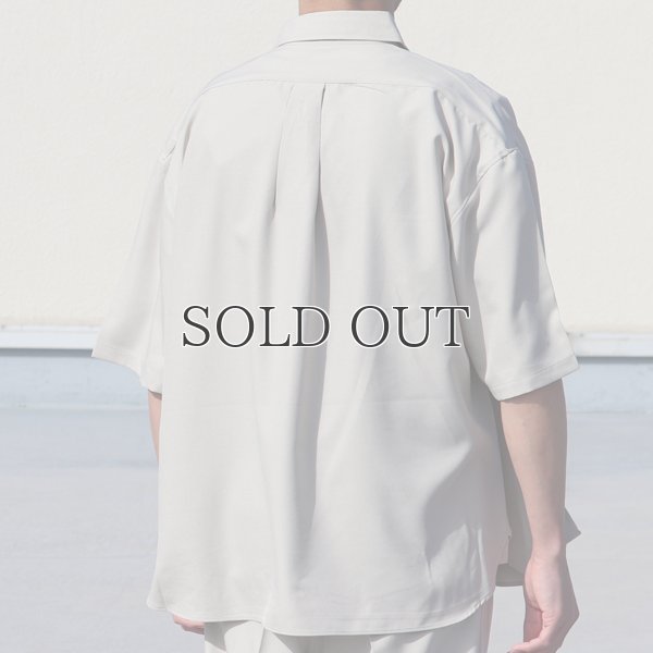 画像6: Reflax®(リフラクス) TECH リネンラ イク LINON(リノン) レギュラーカラー ボクシーAライン ハーフスリーブシャツ【MADE IN JAPAN】『日本製』/ Upscape Audience