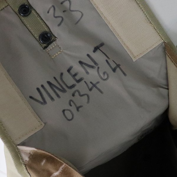 画像15: DEAD STOCK  / British Army Gas Mask Shoulder Bag （ イギリス軍 ガスマスク ショルダーバッグ デザート DPM カモ ）