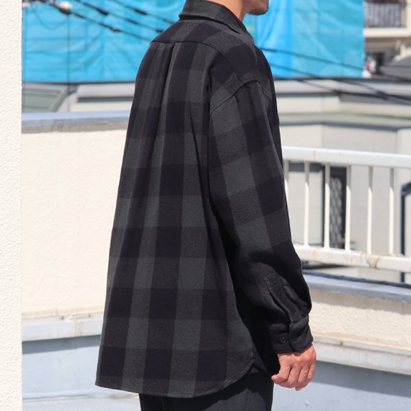 画像13: 10/2ヘビーツイル ヴィンテージチェック レギュラーカラー ボクシーAライン 長袖シャツ【MADE IN JAPAN】『日本製』/ Upscape Audience