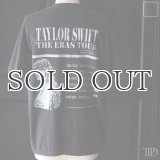 TAYLOR SWIFT THE ERAS TOUR AT SINGAPORE 2024 S/S TEE（テイラー スウィフト ザ・エラス ツアー  シンガポール 2024 Tシャツ）