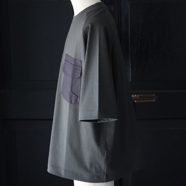 画像13: VORTEX 8オンス(MVS天竺) コマンドセーターライク フハク フラップポケット付き ハーフスリーブ Tシャツ【MADE IN JAPAN】『日本製』/ Upscape Audience