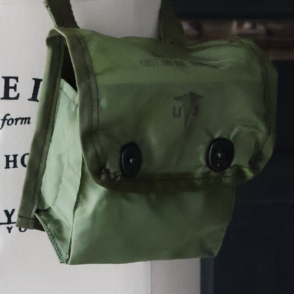 画像13: DEAD STOCK  / First aid kit shoulder pouch( U.S. ファーストエイドキット ショルダーポーチ  )
