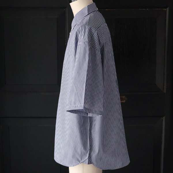 画像21: 吸水速乾・接触冷感・UVカット「多機能TECH 」 コットンライク ストライプ ボタンダウン ボクシーAライン ハーフスリーブシャツ【MADE IN JAPAN】『日本製』/ Upscape Audience