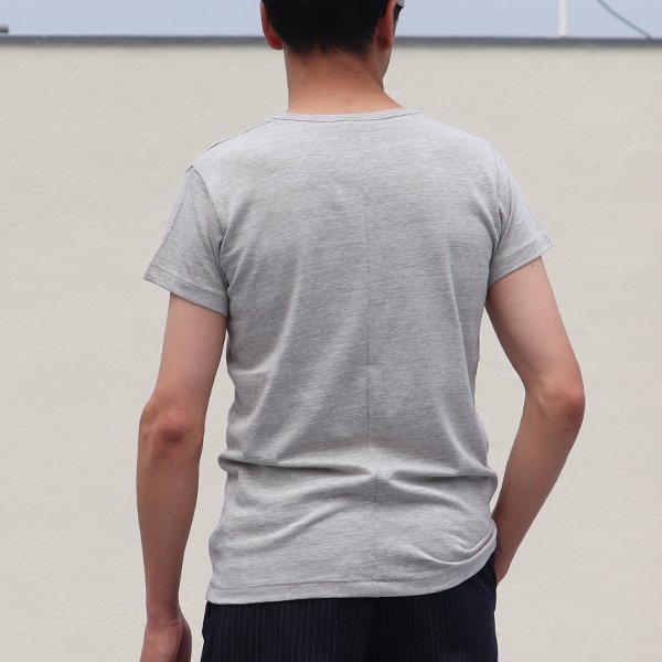 画像9: 【RE PRICE/価格改定】ガラガラ紡Vネック半袖Tシャツ【MADE IN JAPAN】『日本製』/ Upscape Audience