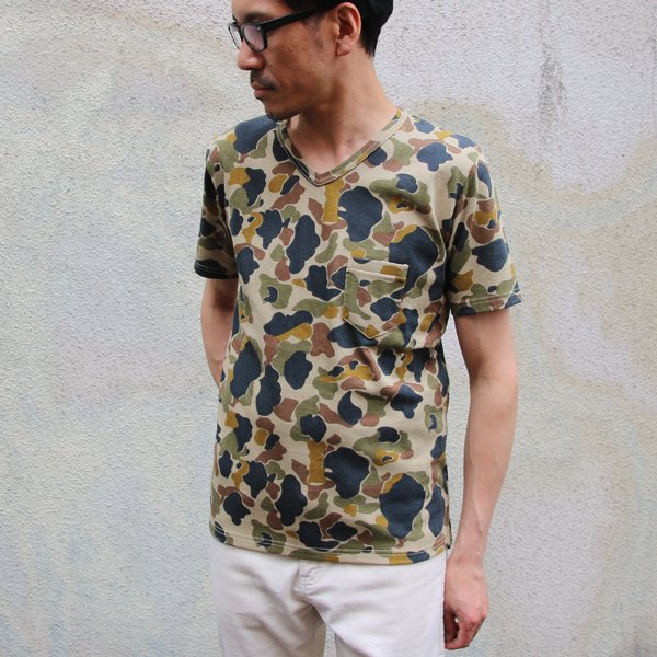 画像6: 【RE PRICE / 価格改定】ダックカモプリント天竺Vネックポケット付き半袖カットソー【MADE IN JAPAN】『日本製』/ Upscape Audience