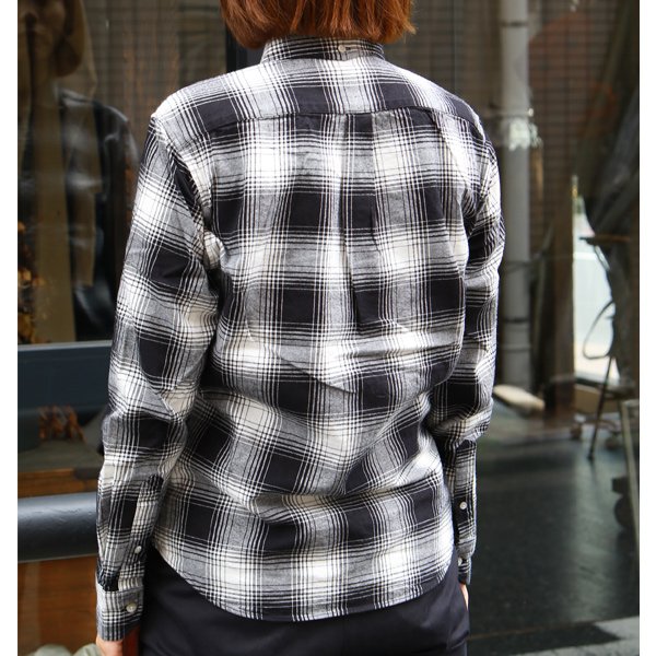 画像4: 【RE PRICE / 価格改定】コットンフランネルチェック ワイドスプレッドボタンダウン長袖シャツ［Lady's］【MADE IN JAPAN】『日本製』 / Upscape Audience