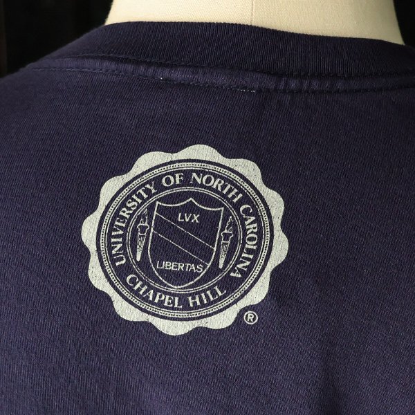 画像7: 【RE PRICE / 価格改定】University of North Carolina at Chapel Hill "Rameses" 7.1oz米綿丸胴オールドプリントクルーネックポケットT / Audience