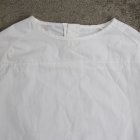 More photos3: コットンギャバジンサドルショルダーヘムラウンドL/SシャツTEE【MADE IN JAPAN】『日本製』/ Upscape Audience