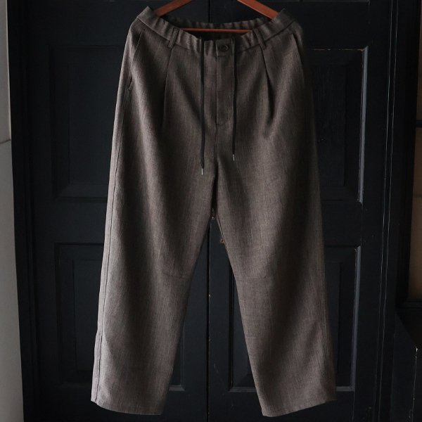 画像2: LANATEC® (ラナテック) TECH シャンブレーシャークスキン 1タック カーヴド イージーパンツ【MADE IN JAPAN】『日本製』【送料無料】/ Upscape Audience