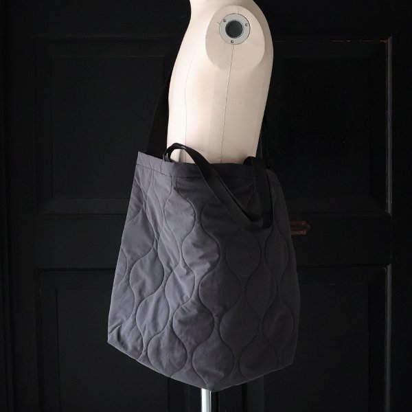 画像7: Teflon（テフロン）耐水撥水コットンタッチ ナイロン ウェーブキルト ショルダートートバッグ【MADE IN JAPAN】『日本製』 / Upscape Audience