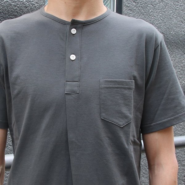 画像17: 【RE PRICE/価格改定】コーマ天竺 C/N ヘンリー ポケ付 Tee【MADE IN JAPAN】『日本製』/ Upscape Audience 