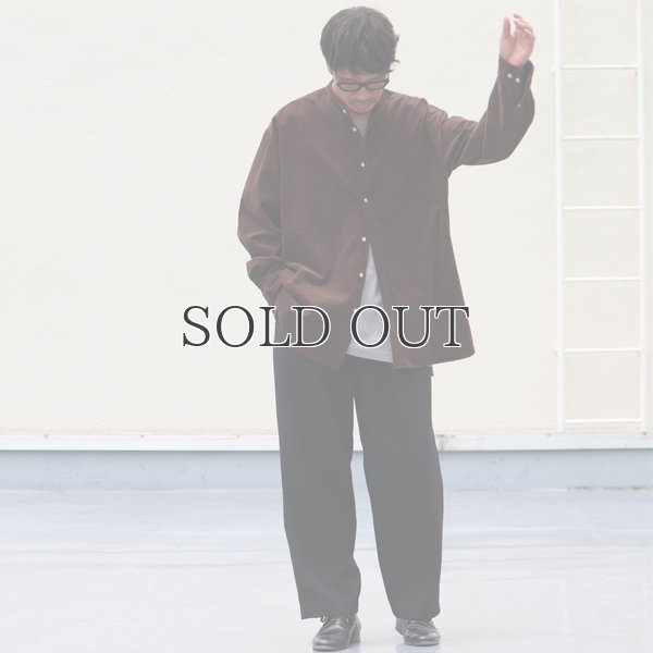 画像8: 21W（ウェール）コーデュロイ バンドカラー ボクシーAライン 長袖シャツ【MADE IN JAPAN】『日本製』/ Upscape Audience