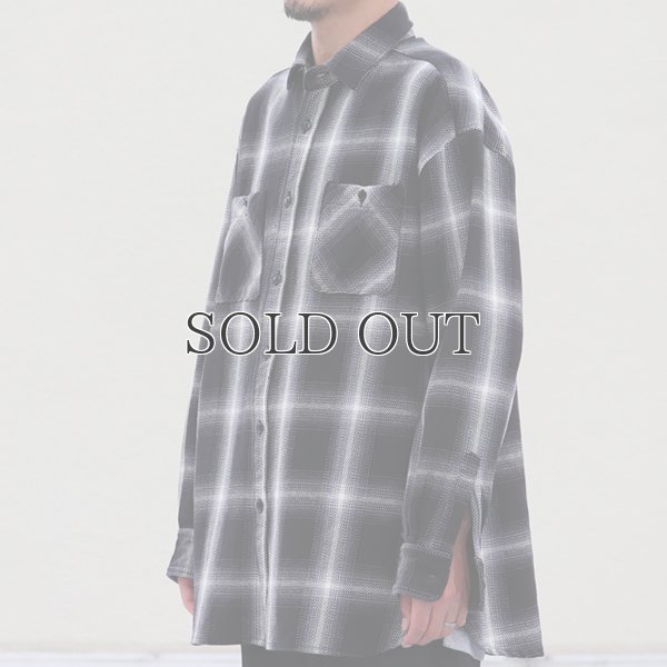 画像12: 10/2ヘビーツイル ヴィンテージチェック レギュラーカラー ボクシーAライン 長袖シャツ【MADE IN JAPAN】『日本製』/ Upscape Audience