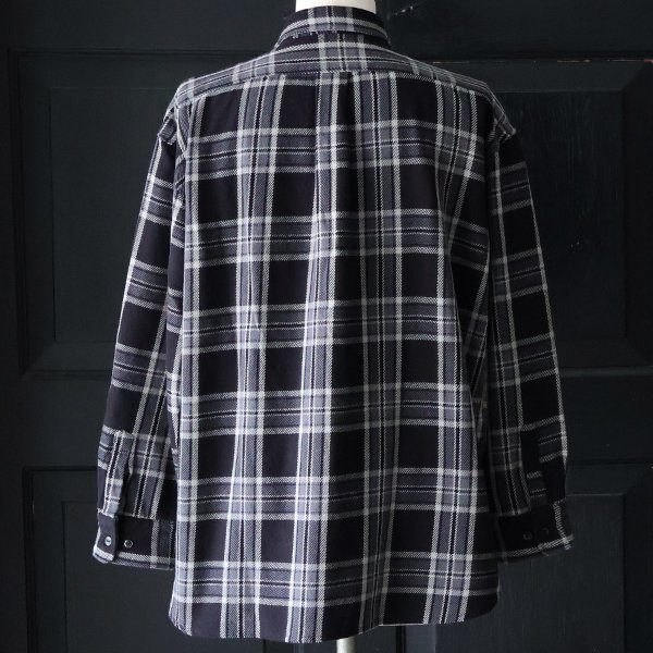 画像11: 10/2ヘビーツイル ヴィンテージチェック レギュラーカラー ボクシーAライン 長袖シャツ【MADE IN JAPAN】『日本製』/ Upscape Audience