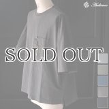 ピグメント 米綿（USAコットン）16/-天竺（8.45オンス）グラスポケ付き クルーネック ハーフスリーブ ボクシー Tシャツ / Audience