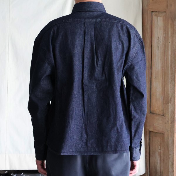 画像13: 「備中備後」KAIHARA DENIM®︎（10オンス） ボクシー クロップド 長袖シャツ【MADE IN JAPAN】『日本製』/ Upscape Audience