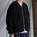 画像2: アンチピリング フリース フィンガーホール付き ノーカラーZIPジャケット【MADE IN JAPAN】『日本製』/ Upscape Audience (2)