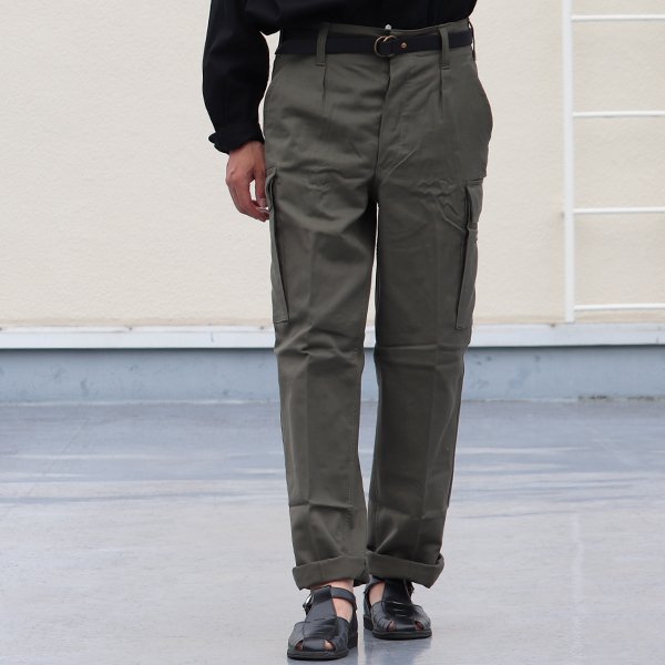 画像2: DEAD STOCK / GERMAN ARMY MOLESKIN CARGO  PANTS（ドイツ軍 モールスキン カーゴパンツ）/ デッドストック