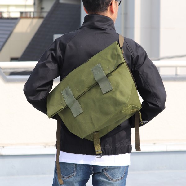 画像2: DEADSTOCK/ Danish Army 80’ｓMessenger Bag（デンマーク軍ナイロン2Wayメッセンジャーバッグ/パスケース無し）