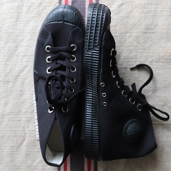 画像12: DEAD STOCK / Czech Army Hi Cut Canvas Sneaker-Black-（チェコ軍 ミリタリートレーナーシューズ/Black）