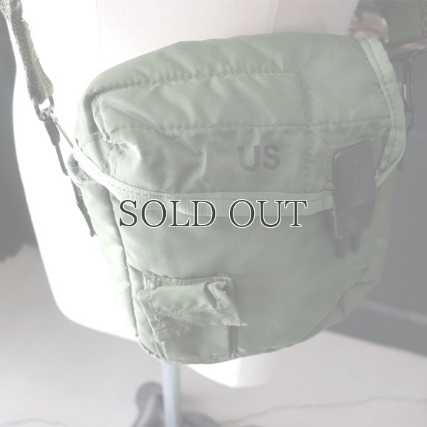 画像2: DEAD STOCK  / U.S Army 2QT Water Canteen Cover Strap Bag （ 米軍 2QT ウォーター キャンティーンカバー ストラップ バッグ ）