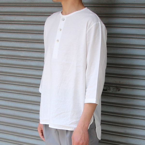 綿麻ツイル ノーカラープルオーバーコンチョボタン 7分袖 オーバーサイズシャツ【MADE IN JAPAN】『日本製』/ Upscape