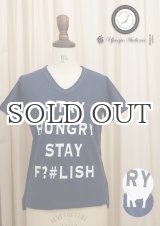 画像: ラフィー天竺"STAY HUNGRAY"Vネックポケット付きカットソー[Lady's]【MADE IN JAPAN】 / Upscape Audience