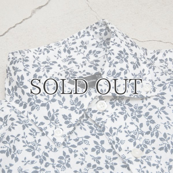 画像10: 小花柄リネンワイドスプレッドカラーボタンダウン長袖シャツ [Lady's] 【MADE IN JAPAN】『日本製』/ Upscape Audience (10)