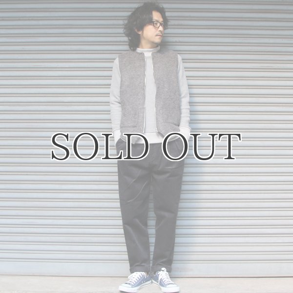 画像4: コットンコーデュロイイージーワイドアンクルパンツ / Audience (4)