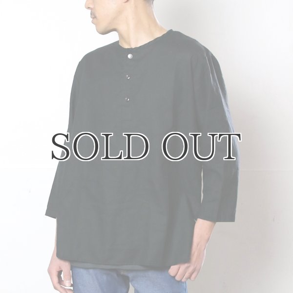 画像15: 綿麻ツイル ノーカラープルオーバーコンチョボタン 7分袖 オーバーサイズシャツ【MADE IN JAPAN】『日本製』/ Upscape Audience (15)