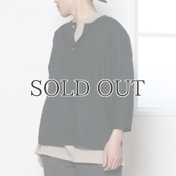 画像14: 綿麻ツイル ノーカラープルオーバーコンチョボタン 7分袖 オーバーサイズシャツ【MADE IN JAPAN】『日本製』/ Upscape Audience (14)