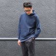 画像4: スウェット サドルショルダー フードプルオーバー L/S 【MADE IN JAPAN】『日本製』/ Upscape Audience (4)