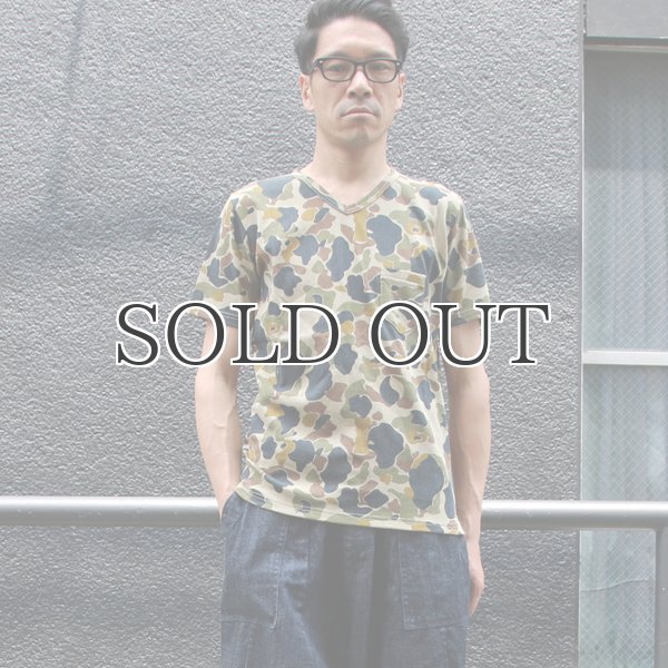 画像7: ダックカモプリント天竺Vネックポケット付き半袖カットソー【MADE IN JAPAN】『日本製』/ Upscape Audience (7)