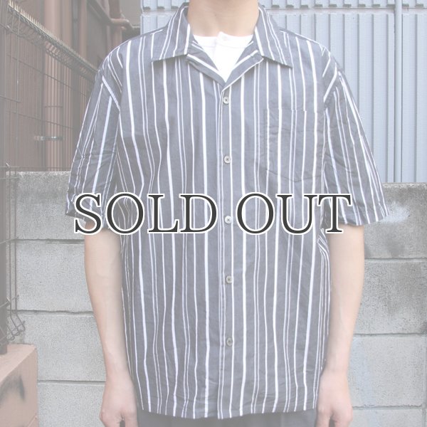 画像4: シルクライク ブロードストライプ オープンカラー ルーズフィットシャツ【MADE IN JAPAN】『日本製』/ Upscape Audience (4)