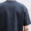 画像17: VORTEX8オンス（MVS天竺）Vガゼット フラップポケ付き ビッグTee【MADE IN JAPAN】『日本製』/ Upscape Audience (17)